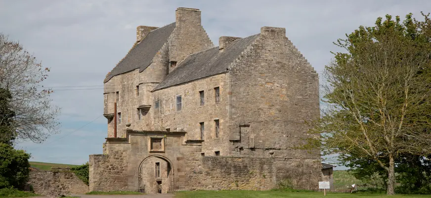 Casa-torre del castillo de Midhope