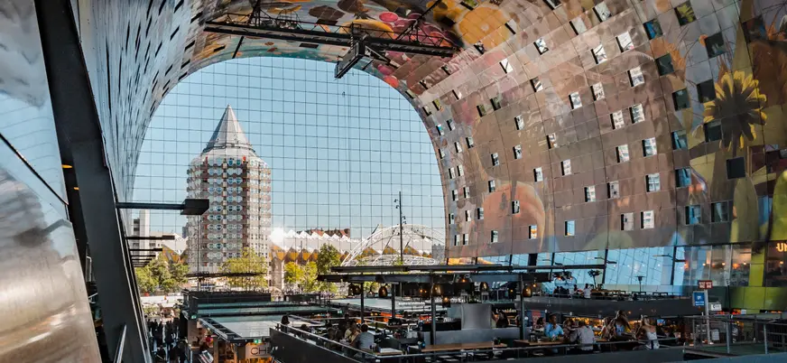 Descubre los edificios creados por algunos de los arquitectos más reconocidos del mundo como el Markthal.