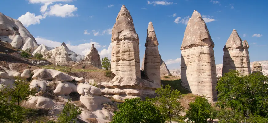 Chimeneas de hadas en Pasabag, Valle de los Monjes, Capadocia, Turquía