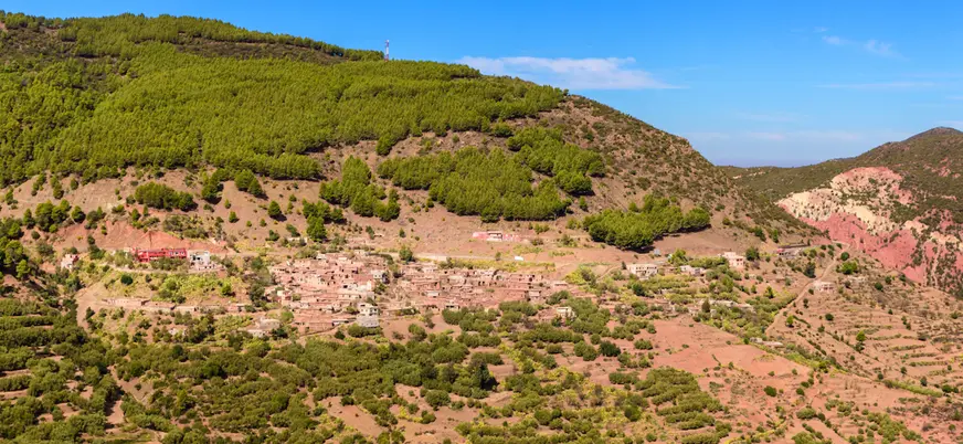 Vista del pueblo de Ait Ben Barka en el valle de Toufliht, Marruecos