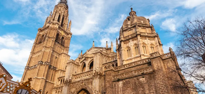 Fachada de la catedral de Toledo, la segunda más grande de España.