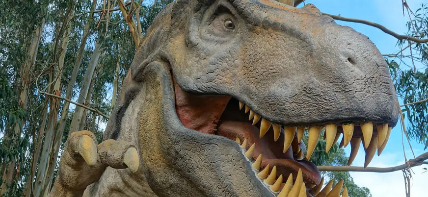 Dinosaurio del Museo Jurásico de Asturias en Colunga, Asturias