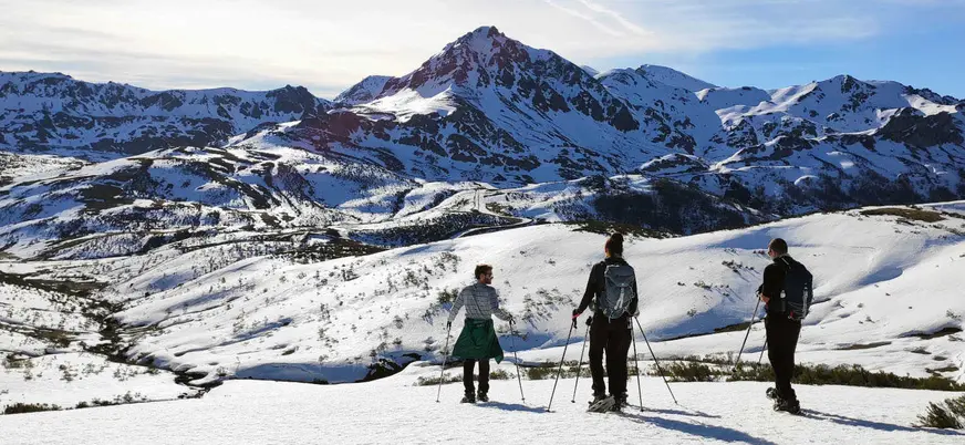 Ruta en raquetas de nieve para principiantes en Fuentes de Invierno