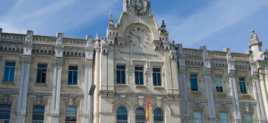 Ayuntamiento de Santander en la Plaza del Ayuntamiento, Cantabria