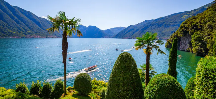 Jardines y vistas panorámicas del Lago de Como en la zona de Tremezzo