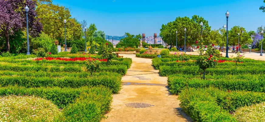 Jardines de Cinto Verdaguer en la montaña de Montjuic, Barcelona