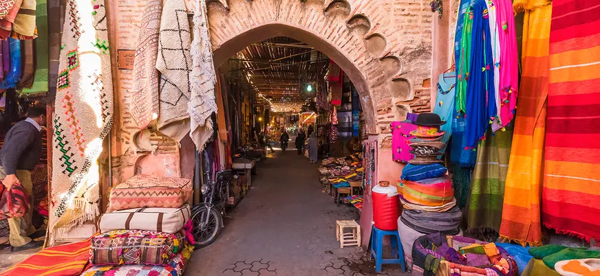 Zoco tradicional en la medina Fes El Bali, Fez, capital cultural de Marruecos
