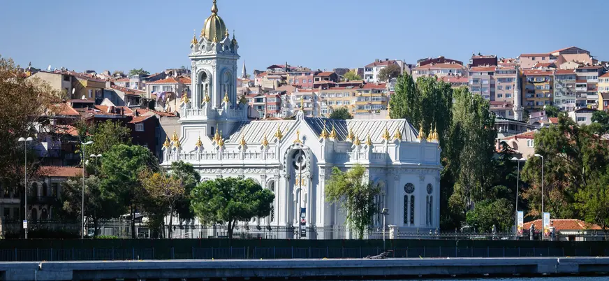 Iglesia de San Esteban en el barrio de Balat, Estambul, Turquía