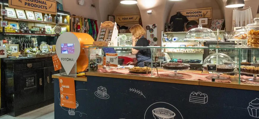 Pastelería local de Bratislava donde se pueden probar pasteles típicos.