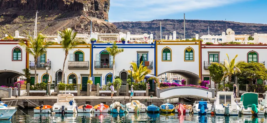 A la zona de los canales del Puerto Magán se la conoce como la pequeña Venecia.