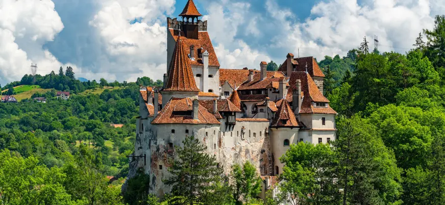 Vista panorámica del Castillo de Drácula, uno de los más destacados de la región.