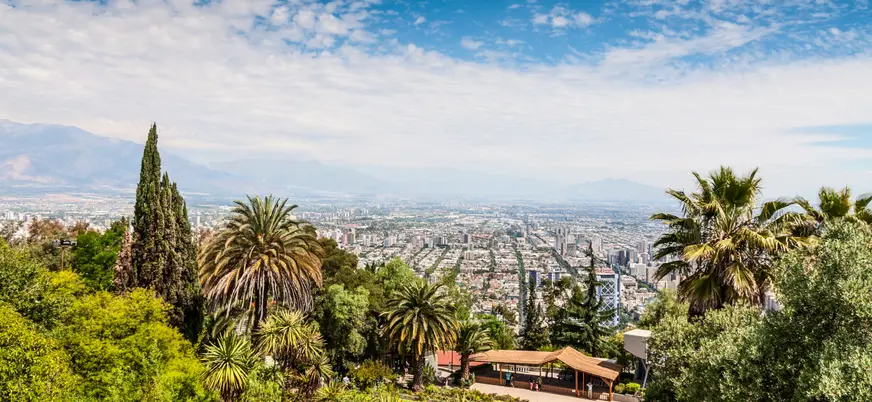 Cerro de San Cristóbal, el punto más alto de Santiago de Chile.