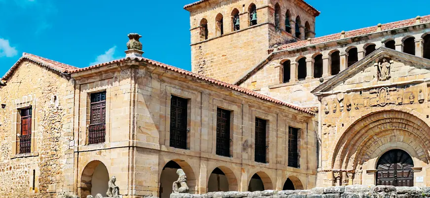 Colegiata de Santa Juliana en Santillana del Mar.