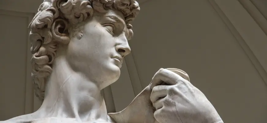 El David de Miguel Angel es una de las esculturas más famosas de la ciudad.