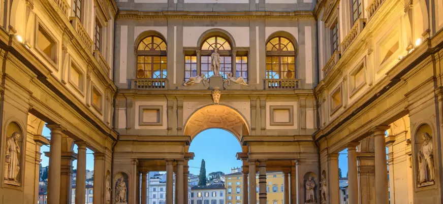 El interior de la Galería Uffizi de Florencia alberga verdaderas obras de arte.