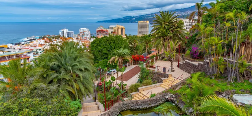 Vistas de la ciudad y el mar Atlántico desde el Parque Taoro.