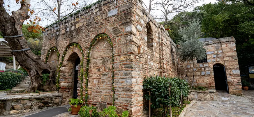 La Casa de la Virgen María, en el monte Koressos, será nuestra última parada antes de regresar a Esmirna.