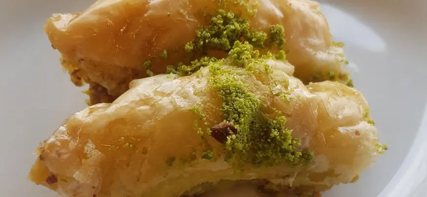 Detalle comida típica local del tour gastronómico por Esmirna.