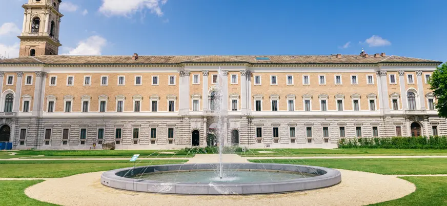 Los jardines del Palacio Real de Turín también son parte de la visita.