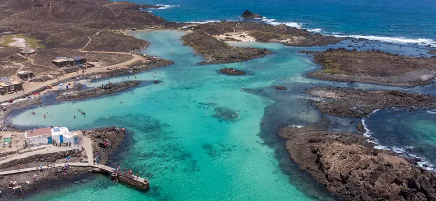 Vista aérea de Isla de Lobos, uno de los principales atractivos turísticos de Fuerteventura.