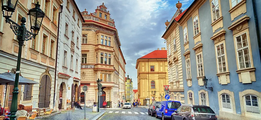 Pasearemos por el distrito de Mala Strana, uno de los más emblemáticos.