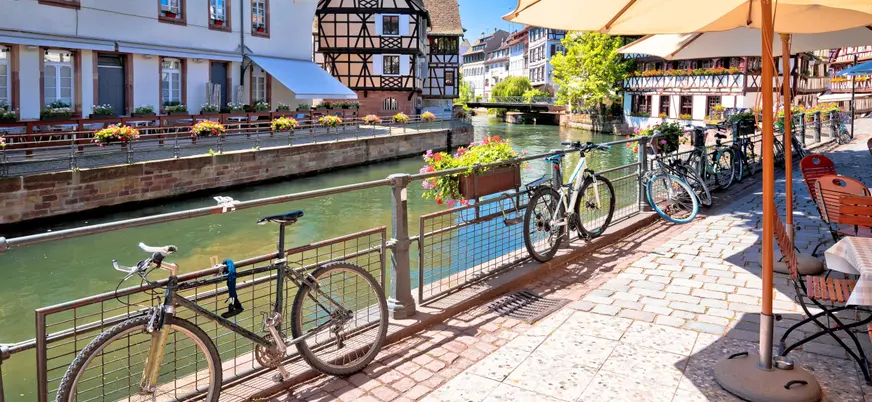 Canal de la ciudad de Estrasburgo, uno de los rincones más bellos de Europa.