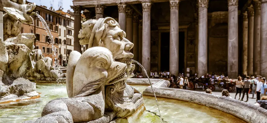 Exteriores del Panteón de Roma, perfectos para pasear después de acceder al templo.