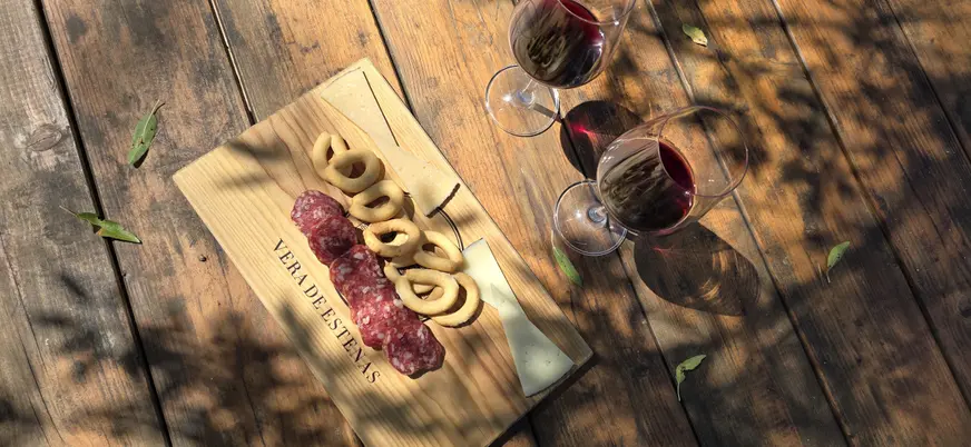 Embutido para acompañar la cata de vinos y disfrutar todavía más de los sabores.