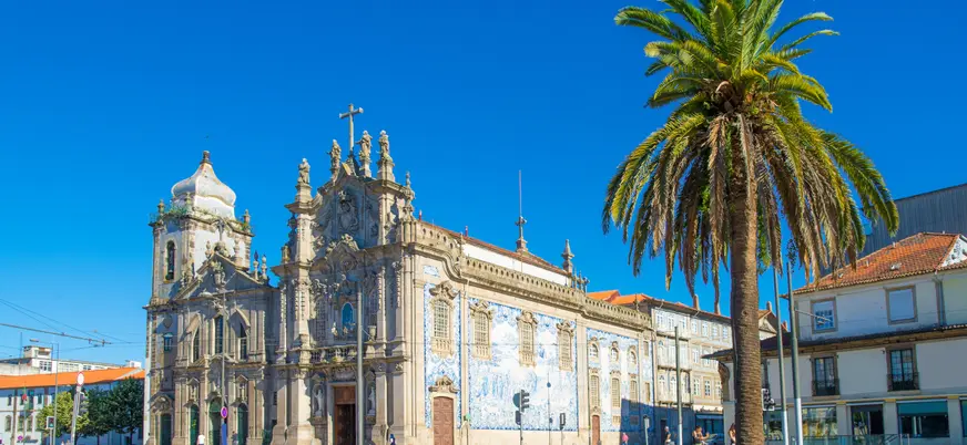 Tour a pie por Oporto en grupos reducidos con espectáculo de fado opcional - buendía
