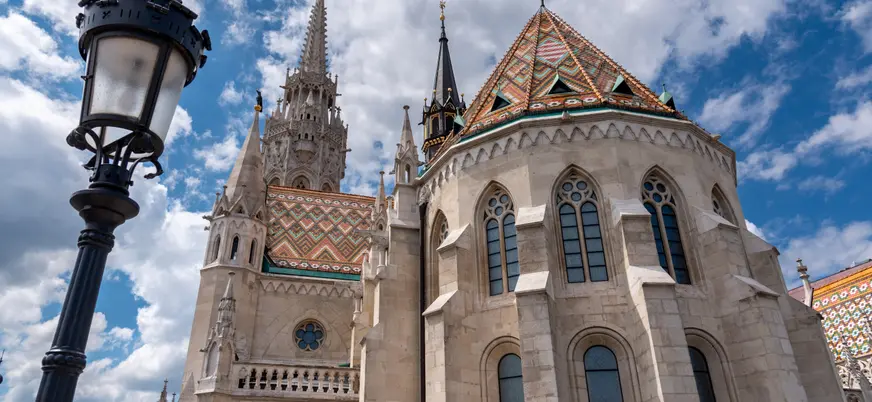 La iglesia de San Matías es otro de los monumentos icónicos del Castillo de Buda.