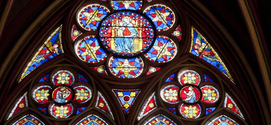 Vitrinas de colores de la Catedral de Notre-Dame.