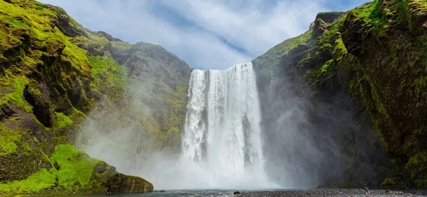 Cascada en el Circulo Dorado de Islandia