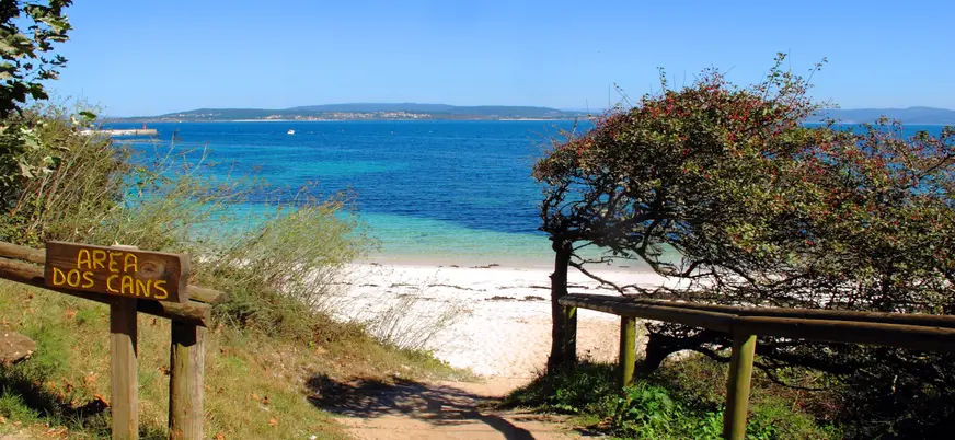 Vista de la playa de la Isla de Ons