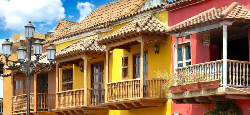 Casas de colores típicas de Cartagena de Indias, Colombia
