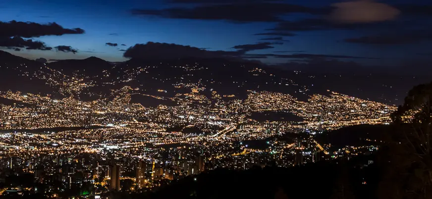 En este tour se recorrerán los diferentes miradores de Medellin para capturar todos sus ángulos.