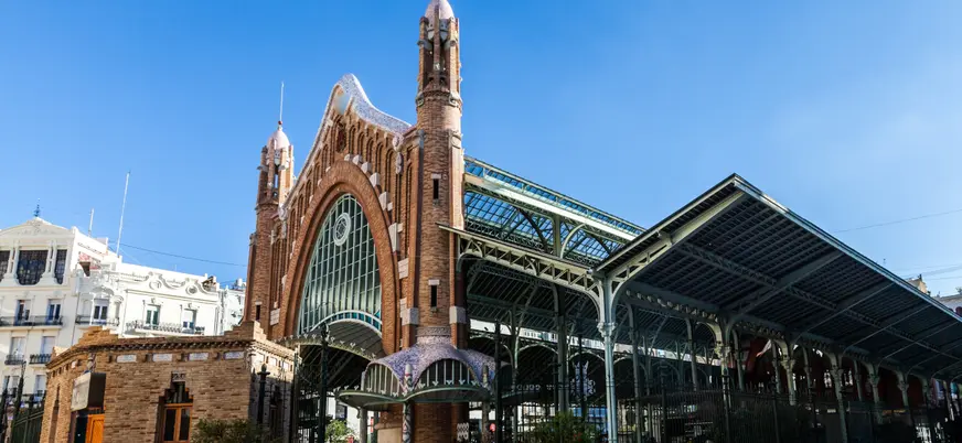 Entrada principal al Mercado Central de Valencia