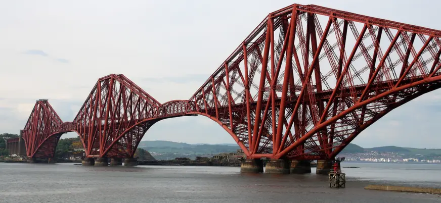 Puente de Forth en el estuario de mismo nombre, Escocia