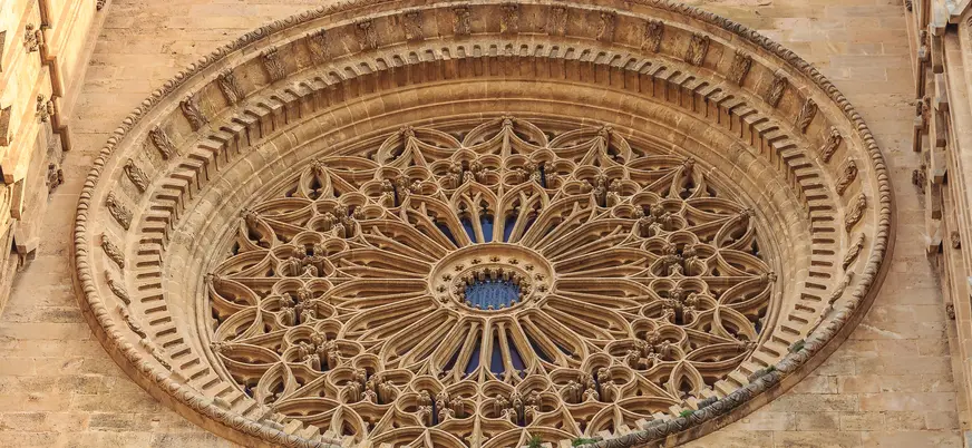Detalle del rosetón gótico de la Catedral de Palma