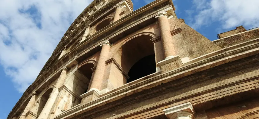 Fachada del Coliseo de Roma