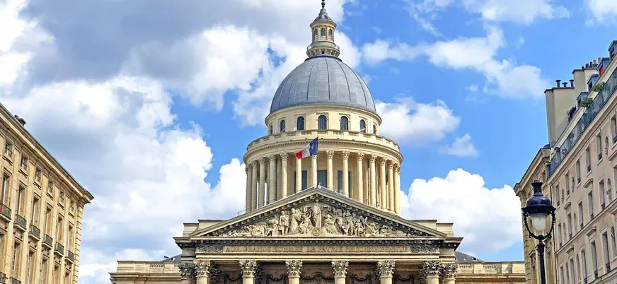 Fachada y cúpula del Panteón de París, Francia