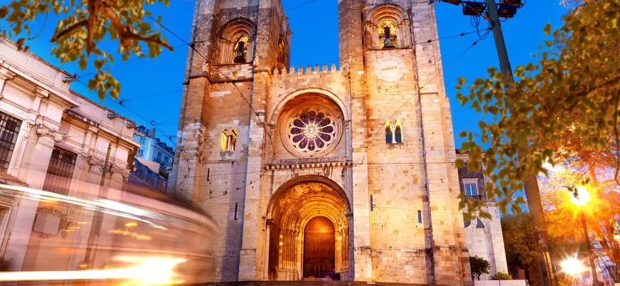 Catedral de Lisboa al atardecer