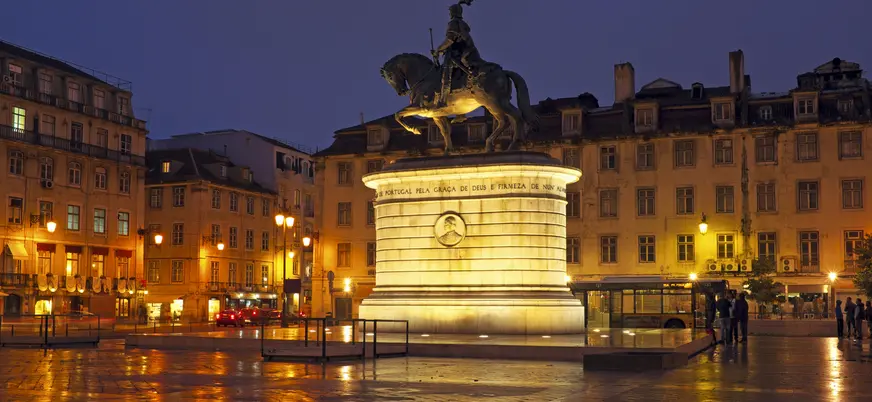 Estatua ecuestre de Juan I en la Plaza de la Figueira, Lisboa