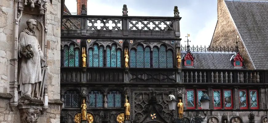 Detalles Basílica de la Santa Sangre en Brujas