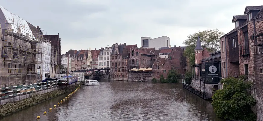 canal del río Lys en Gante Bélgica