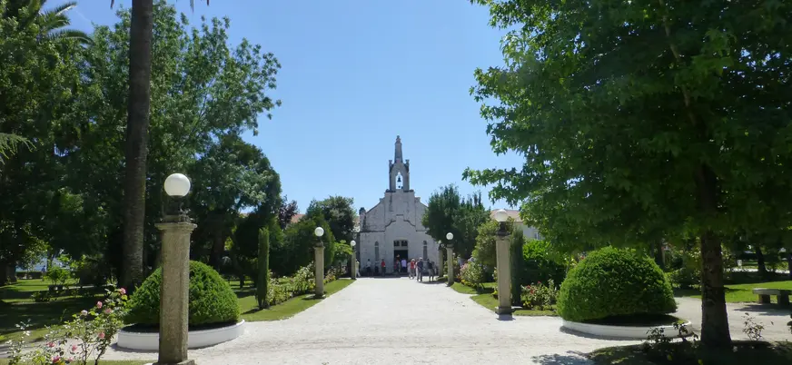 Capilla de las conchas y jardines, Isla de la Toja ría Arousa