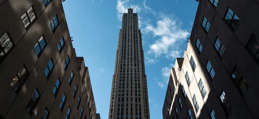 Rascacielos del Rockefeller Center visto desde la calle, Nueva York, Estados Unidos