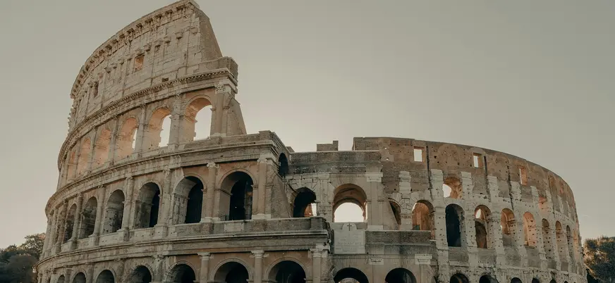 Estructura exterior del Coliseo Romano, Roma, Italia