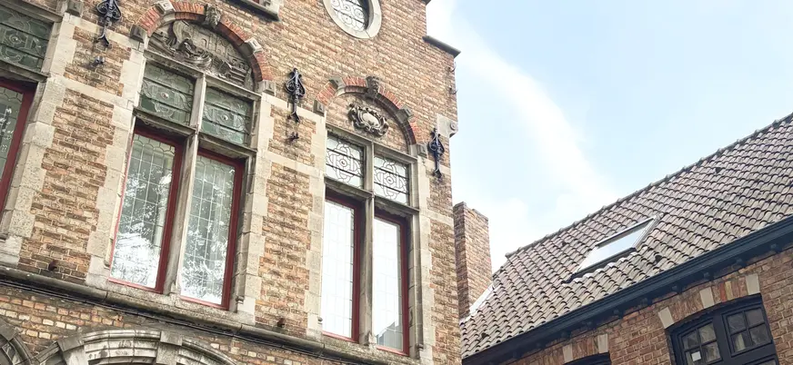 edificio histórico en Gante excursión de buendía