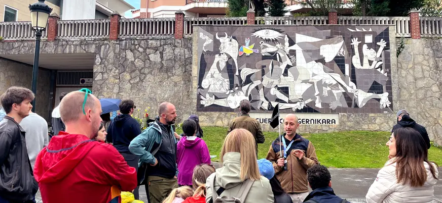 explicaciones guía buendía mural guernika gernikara