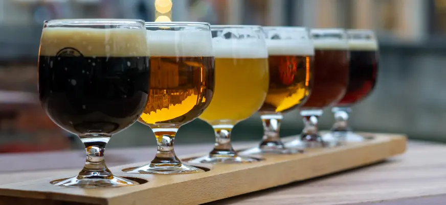 Degustación de varias cervezas belgas en Bruselas